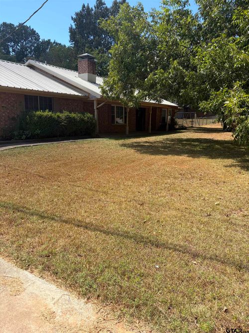 131 Dogwood, Lone Star, TX, 75668-1942 | Card Image