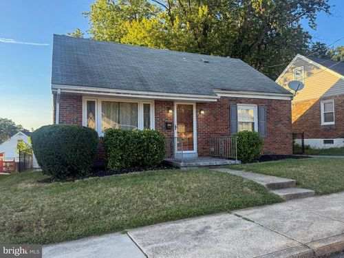 430 Lincoln Ave, EPHRATA, PA, 17522-2119 | Card Image