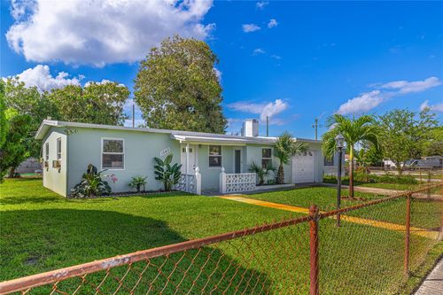 1540 Ne 48th Ct, Pompano Beach, FL, 33064-5725 | Card Image