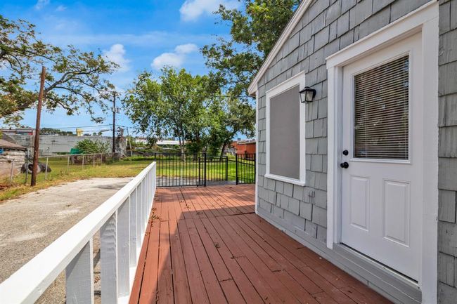3743 Erie St, House other with 2 bedrooms, 2 bathrooms and null parking in Houston TX | Image 19