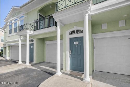 apt-1304-2252 Beach Dr, Gulfport, MS, 39507-1656 | Card Image