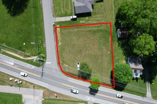 2612 Highway 31 W, White House, TN, 37188-8966 | Card Image