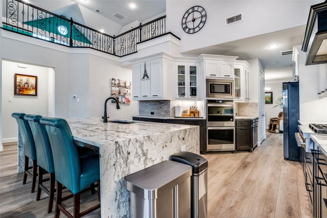 513 Yarrow St, House other with 5 bedrooms, 5 bathrooms and null parking in Little Elm TX | Image 6