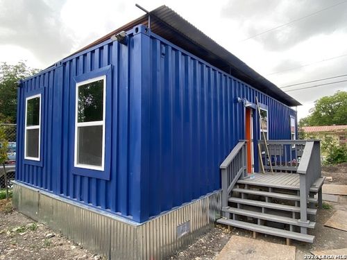 3201 S Laredo, San Antonio, TX, 78207 | Card Image