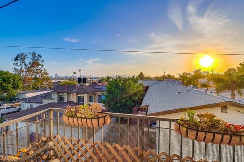 304-1775 Freeman Ave, Long Beach, CA, 90814-2411 | Card Image
