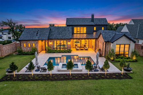 2500 Park Grove Loop, Southlake, TX, 76092-7025 | Card Image