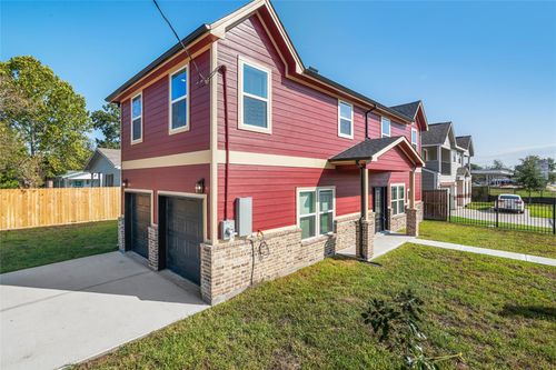 1206 S Victory Dr, Houston, TX, 77088-6014 | Card Image