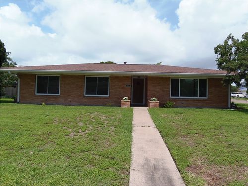 141 Georgia Place, Portland, TX, 78374 | Card Image