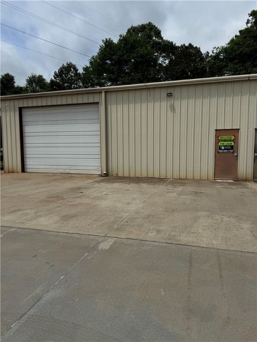 a-112 Metro Dr, Anderson, SC, 29625-1408 | Card Image