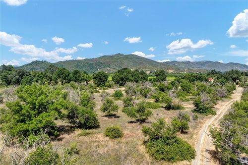 11060 16 N, Upper Lake, CA, 95485 | Card Image
