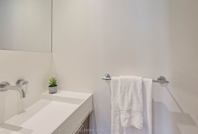602 - 20 Richardson St, Condo with 2 bedrooms, 2 bathrooms and 1 parking in Toronto ON | Image 16