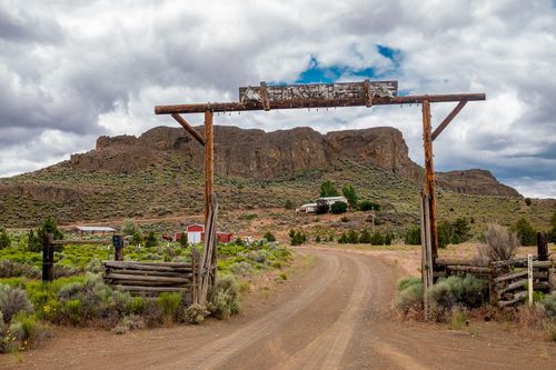 82678 Shotgun Pass Ln, Christmas Valley, OR, 97641-2581 | Card Image