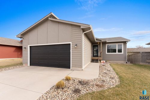 6617 W Amber St Street, Sioux Falls, SD, 57107 | Card Image