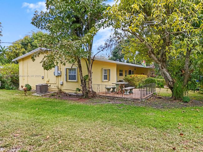 13101 Sw 82 Nd Ave, House other with 4 bedrooms, 2 bathrooms and null parking in Pinecrest FL | Image 29