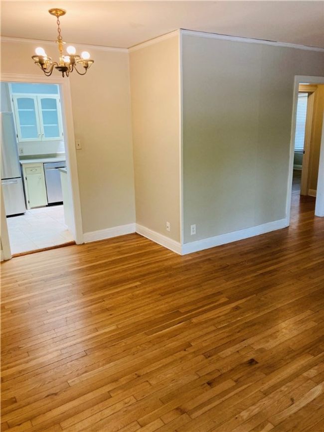 2400 W 7 Th St, House other with 4 bedrooms, 2 bathrooms and 4 parking in Austin TX | Image 11