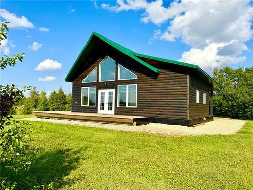 188 N Road, Swan River, MB, R0L0C0 | Card Image