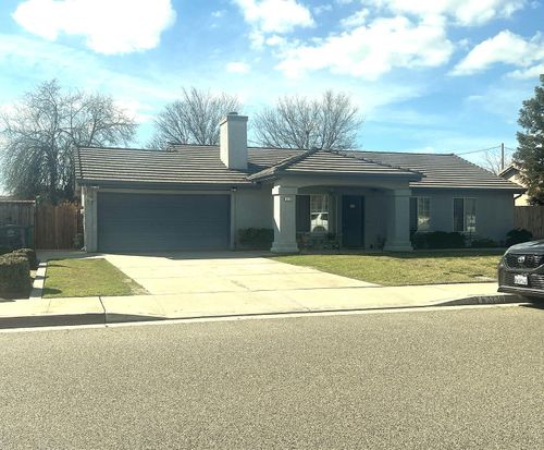 3239 Lee St, Selma, CA, 93662-2462 | Card Image