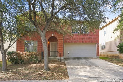 6818 Crest Pl, Live Oak, TX, 78233-4344 | Card Image