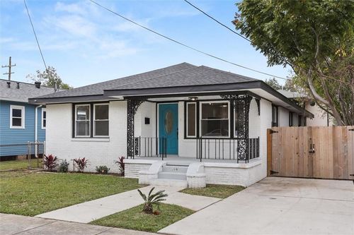 1310 Mazant St, New Orleans, LA, 70117-5228 | Card Image