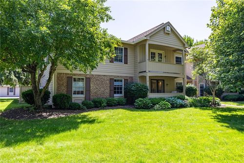 42 Wood Creek Dr, Pittsford, NY, 14534-4412 | Card Image