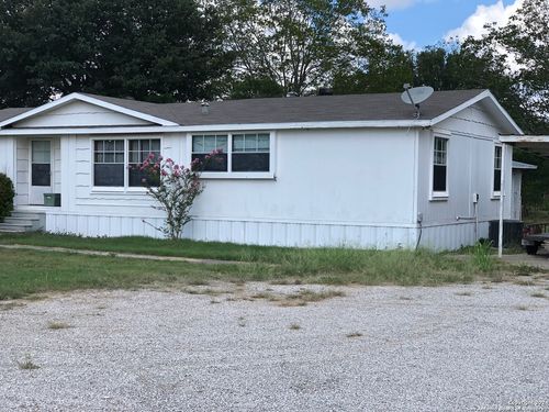 10375 Sunny Ln, Atascosa, TX, 78002-3431 | Card Image