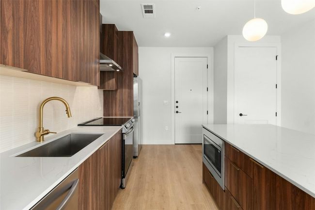 UNIT-644 - 1701 Simond Ave, Condo with 1 bedrooms, 1 bathrooms and null parking in Austin TX | Image 4