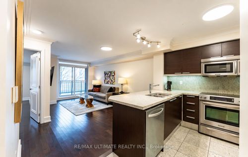 213-650 Sheppard Ave E, North York, ON, M2K3E4 | Card Image