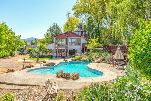 3600 Madrona Ln, Medford, OR, 97501-2030 | Card Image