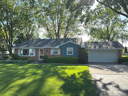 1496 W Lotus Ln, Kankakee, IL, 60901-7379 | Card Image