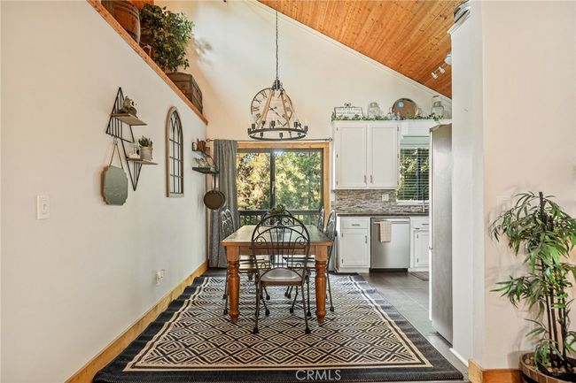 31297 All View Dr, House other with 4 bedrooms, 3 bathrooms and 6 parking in Running Springs CA | Image 9