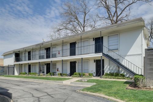 apt-207-2808 Throckmorton St, Dallas, TX, 75219-3449 | Card Image