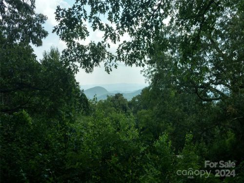 9-56 Snow Ridge Drive, Hendersonville, NC, 28792 | Card Image