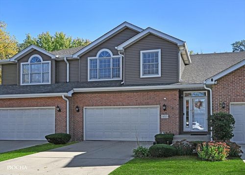 14571 Club Circle Dr, Oak Forest, IL, 60452-1043 | Card Image