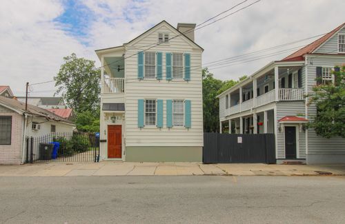 49 America St, Charleston, SC, 29403-5626 | Card Image