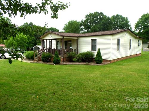 2-3333 Hunawill St, Claremont, NC, 28610-8556 | Card Image