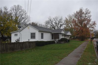 114 Swanson Street, House other with 3 bedrooms, 1 bathrooms and null parking in New Lebanon OH | Image 2