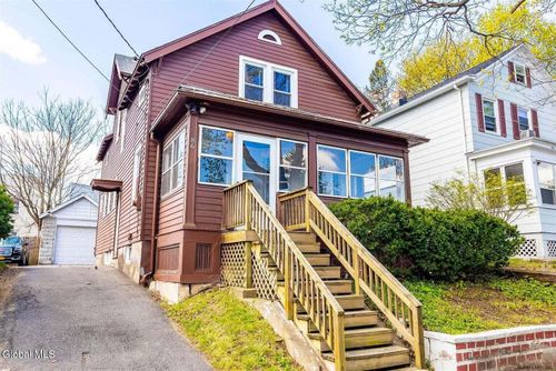 86 Benson St, Albany, NY, 12206-2119 | Card Image