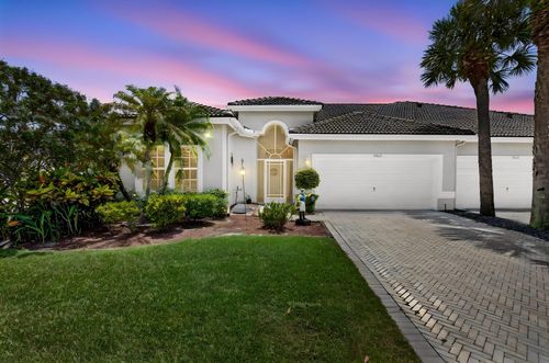 7955 Rockford Rd, Boynton Beach, FL, 33472-2528 | Card Image