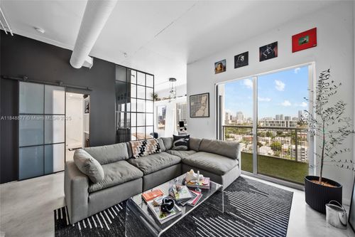 apt-1512-10 Sw South River Dr, Miami, FL, 33130-1481 | Card Image