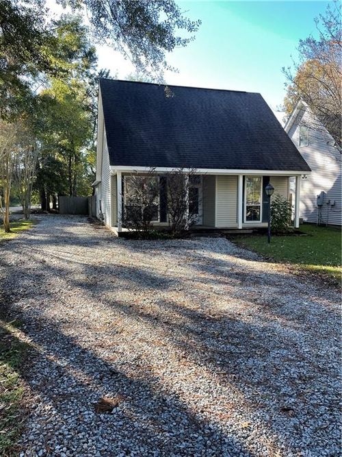 2202 9th St, Mandeville, LA, 70471-1822 | Card Image