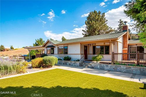 40140 97th St W, Leona Valley, CA, 93551-7337 | Card Image