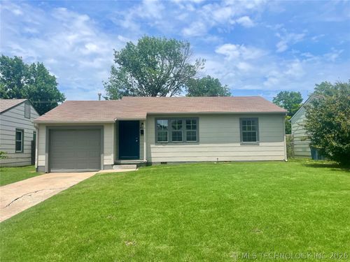 319 E 45th Pl, Tulsa, OK, 74105-4503 | Card Image