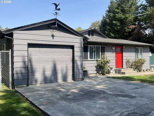 131 Se 3rd Ave, Milton-Freewater, OR, 97862-1002 | Card Image