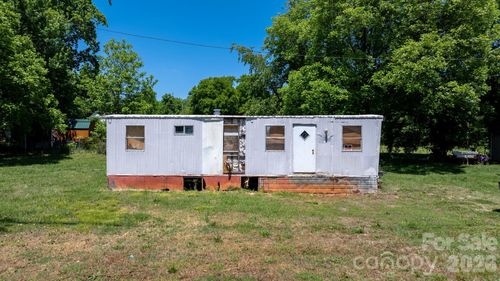 116 E 13th St, Newton, NC, 28658-2204 | Card Image