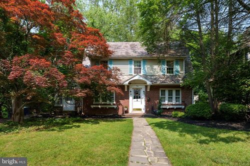 1 Kensington Ave, Trenton, NJ, 08618-3327 | Card Image