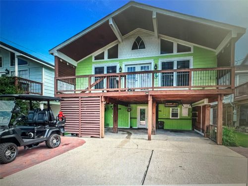 902 Grove Rd, Clear Lake Shores, TX, 77565-2505 | Card Image