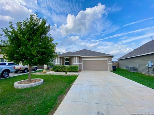 142 Landing Ln, New Braunfels, TX, 78130-2034 | Card Image