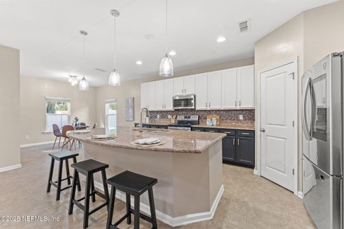 2532 Caney Oaks Dr W, Jacksonville, FL, 32218-9089 | Card Image