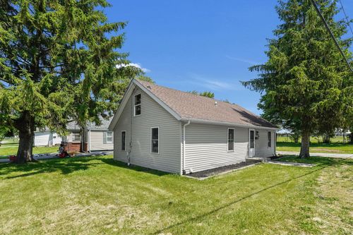 154 Chandler Ave, London, OH, 43140-1110 | Card Image