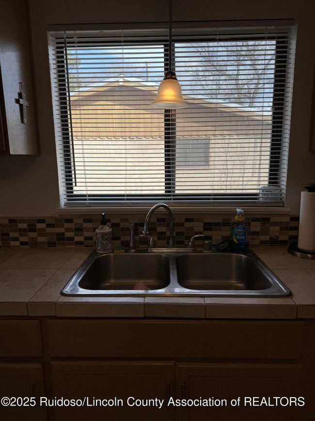 1 - 433 W 2 Nd St, Home with 3 bedrooms, 2 bathrooms and null parking in Capitan NM | Image 43